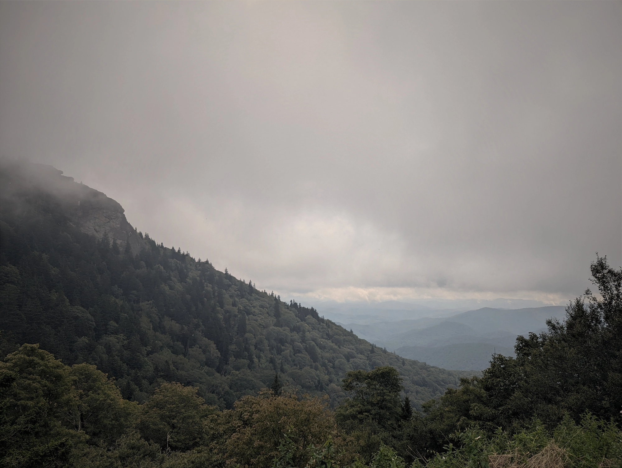 Exploring Devil's Courthouse: Hiking the Misty Blue Ridge Parkway in Pisgah National Forest
